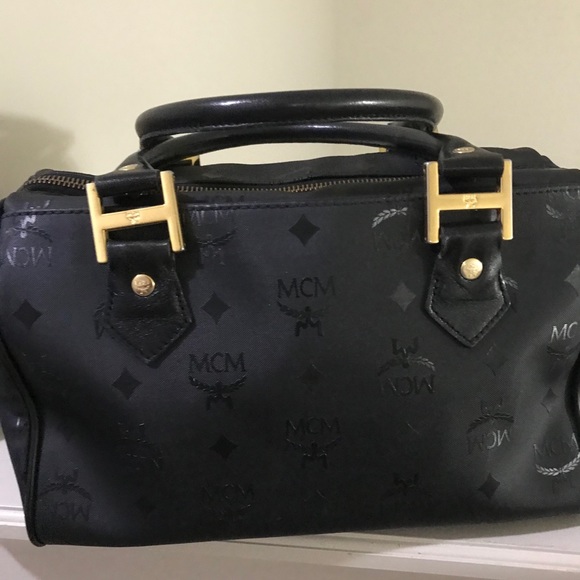 MCM bag🌹 - Picture 4 of 12